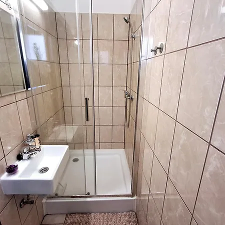 Moonlight Premium Apartmanhaz & Biliard