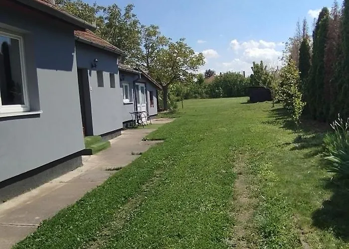 בית הארחה Moonlight Premium Apartmanhaz Sárospatak