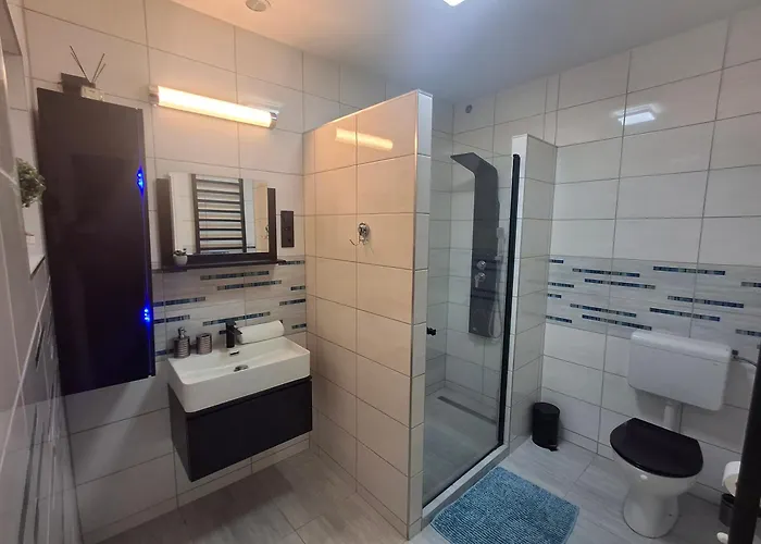 Moonlight Premium Apartmanhaz 4* Sárospatak
