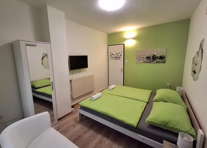 Moonlight Premium Apartmanhaz 3* Sárospatak